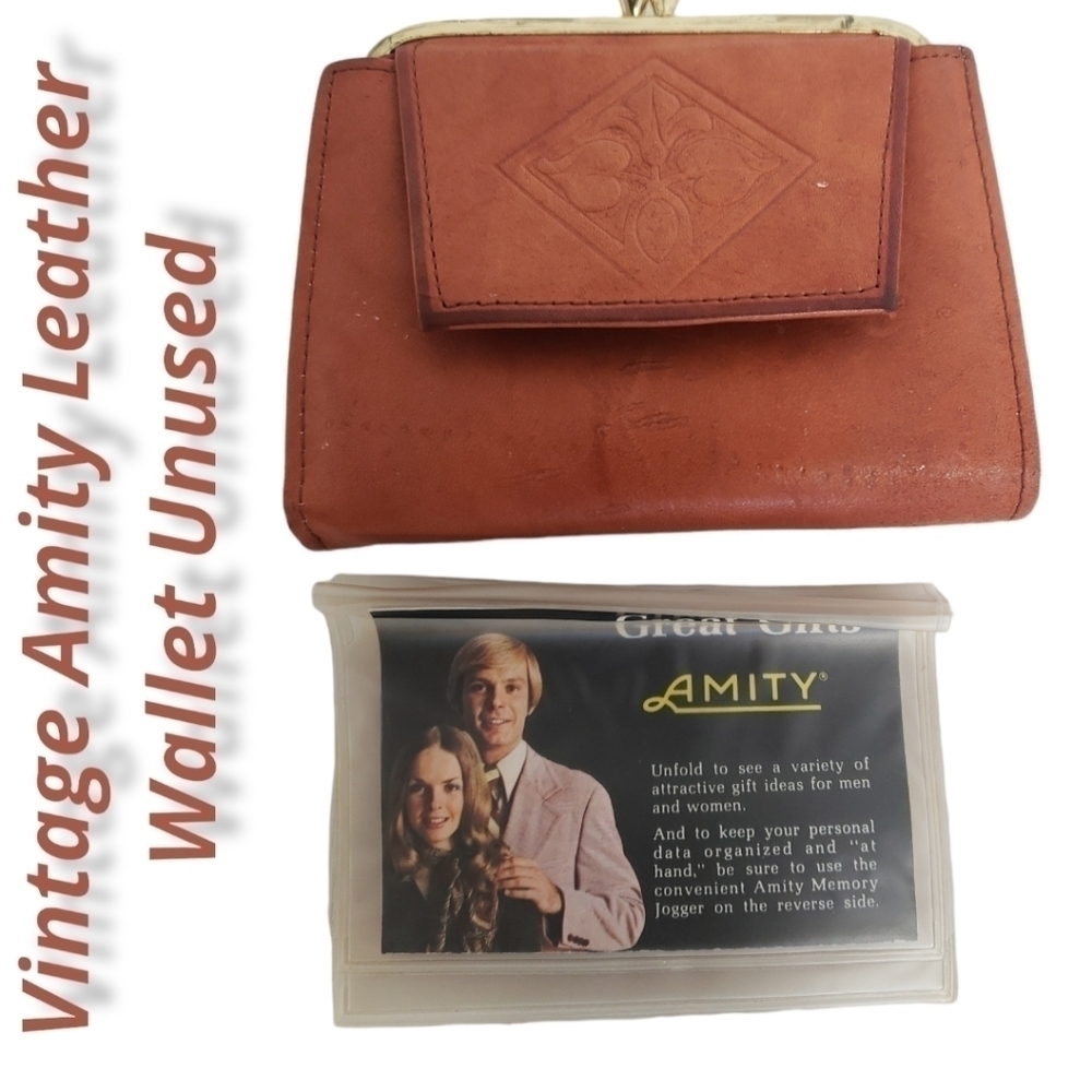 Vintage Amity Leather Wallet Kiss Clasp Coin Bi-Fold Snap Closure Unused